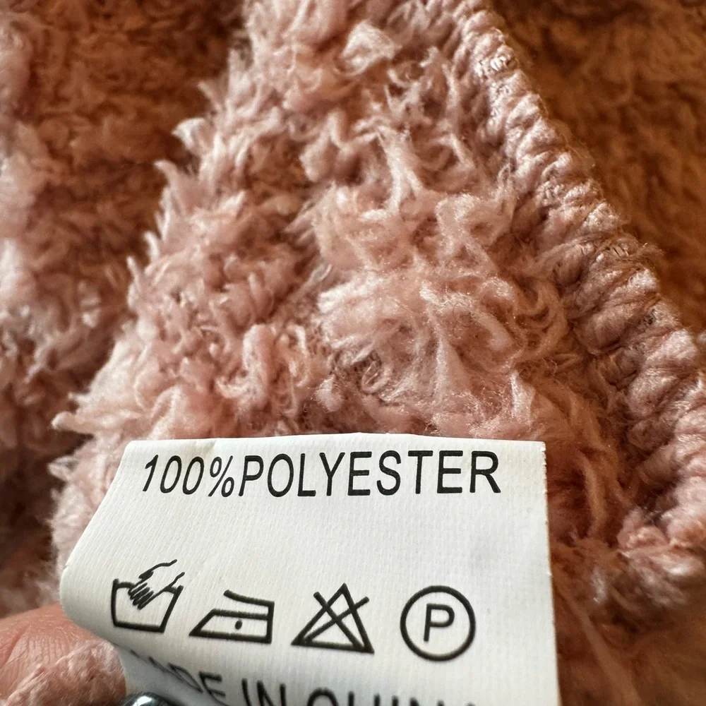 ADORABLE snuggly warm jacket / outer layer -Medium - Never Worn - Picture 7 of 7